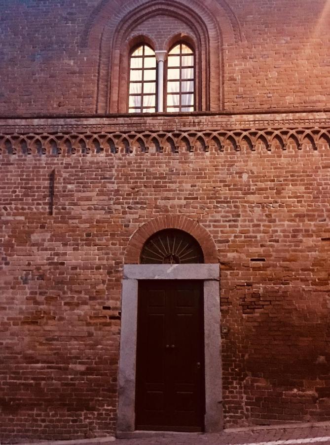 Casa Nel Vicolo - Storie E Dimore Chieri Luaran gambar